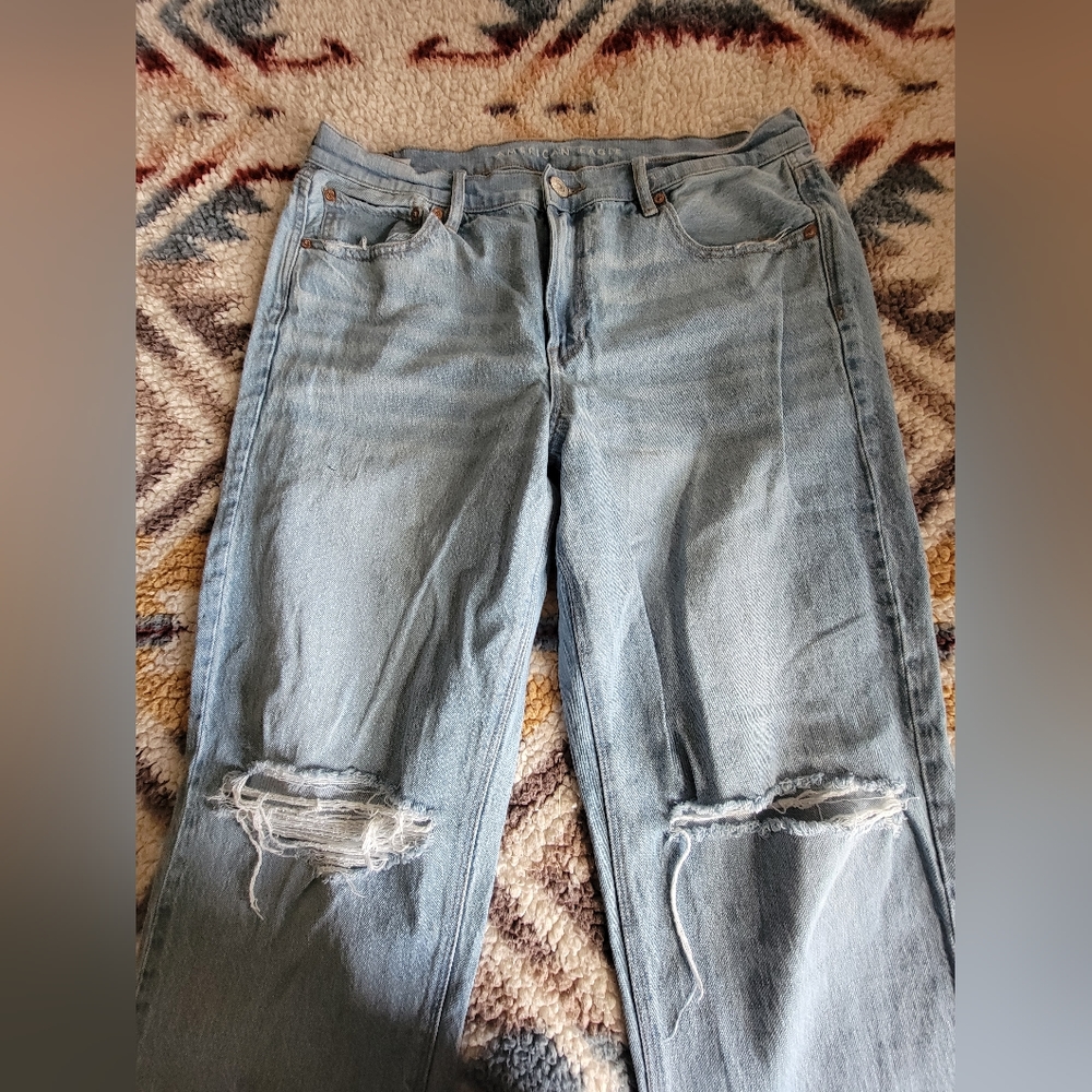 AE high rise jeans, light wash, deconstructed, size 16 regular